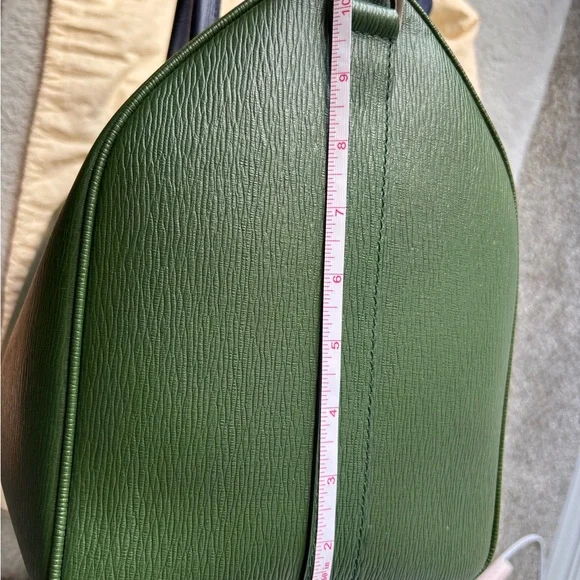 Salvatore Ferragamo Stylish Green Duffel Bag for Travel